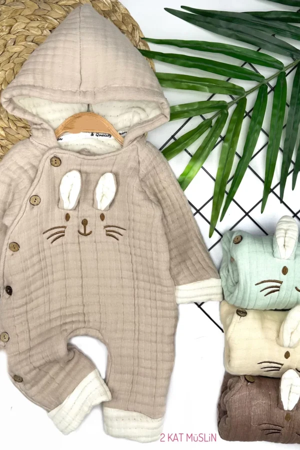 0-3 3-6 Ay Tavşan Nakışlı Düğme Kapamalı Çift Kat Müslin Kumaş Kapşonlu Kız Erkek Bebek Tulumu Krem