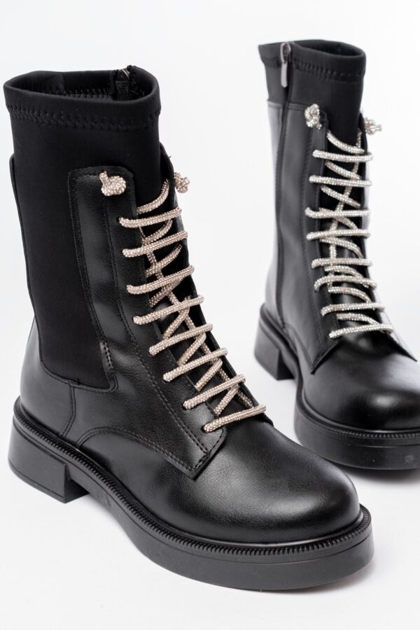 02-2006 Siyah Bağcıklı Fermuarlı Günlük Kadın Bot