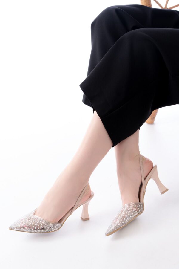 V-1005 Bej Günlük Arkası Açık Taşlı Topuklu Bayan Ayakkabı