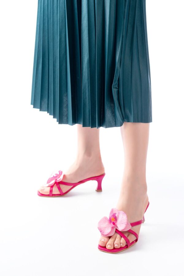 S-622 Fuşya Orkide Detaylı İnce Topuklu Kadın Terlik