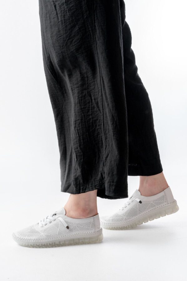 S-365  Beyaz Desenli Hakiki Deri Şeffaf Taban Kadın Spor Ayakkabı