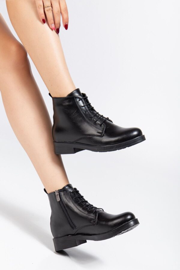 165-225 Siyah Yanki Bağcıklı Fermuarlı Günlük Kadın Bot