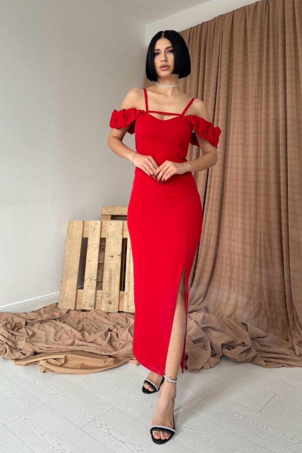 Siyah Askı Detaylı Elbise