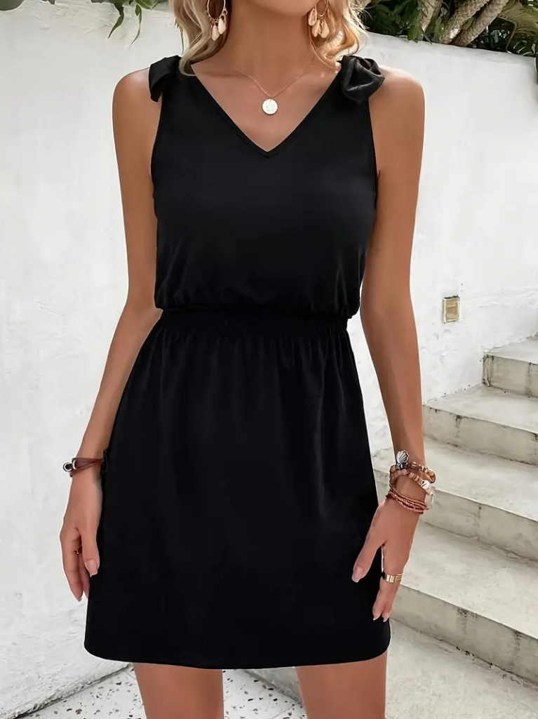 Kadın V Yakalı Belinde Gipe Detay Krep Elbise - Görsel 4