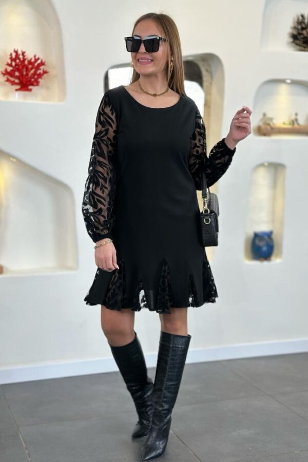 Kadın Uzun Kollu Yuvarlak Yaka Kol Ve Etek Ucu Dantelli Kısa Ithal Krep Elbise