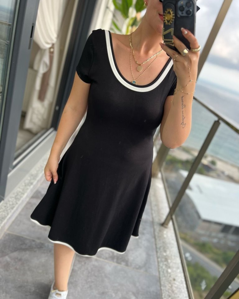 Kadın Kısa Kollu Geniş Yuvarlak Yaka Viskon Elbise - Görsel 9