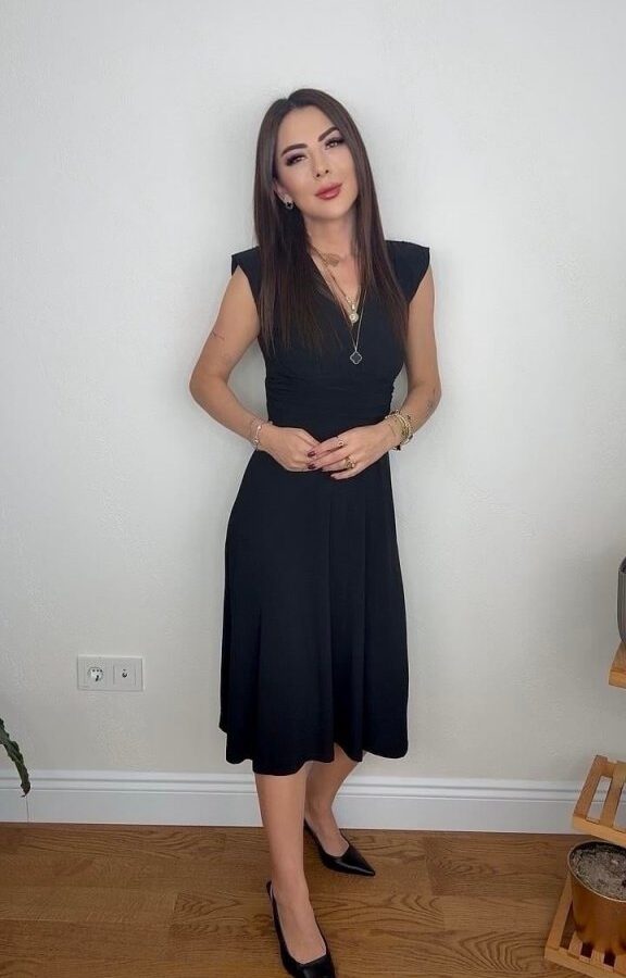 Kadın Kısa Kollu Kruvaze Yakalı Bel Korsajı Buzgulu Midi Janjan Krep Elbise