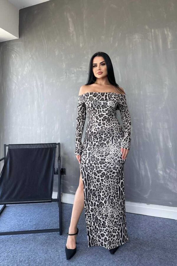 Kadın Madonna Yaka Dalgıç Kumaş Leopar Desen Maxi Boy Derin Yırtmaçlı Elbise