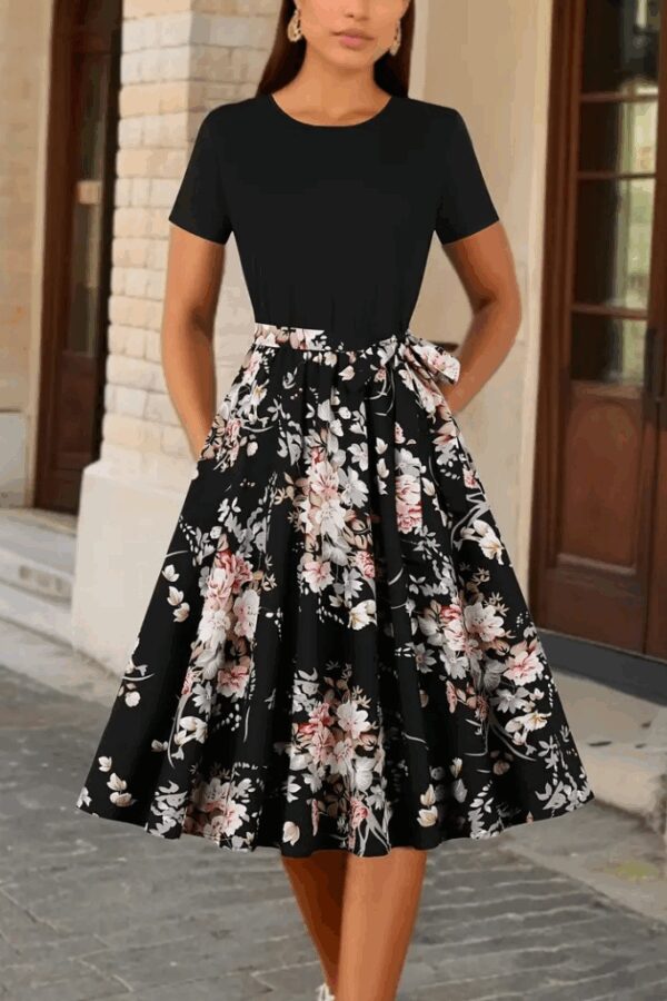 Kadın Kısa Kollu Bisiklet Yaka çiçek Desenli üst Viskon Alt Süprem Kısa Elbise