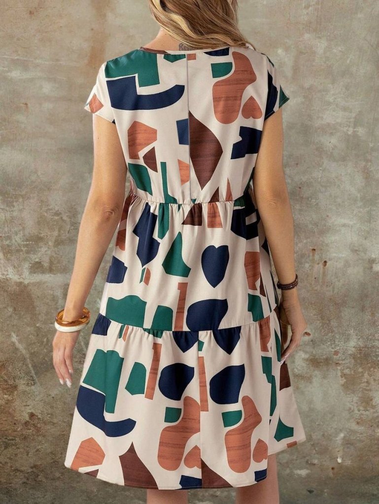 Kadın Kısa Kollu Bisiklet Yaka Desenli Fırfırlı Süprem Elbise - Görsel 9