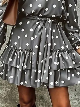 Kadın Uzun Kollu V Yakalı Belden Kuşaklı Puantiyeli Mini Modal Elbise - Görsel 12