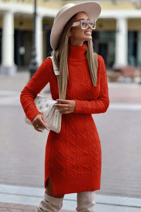 Kadın Uzun Kollu Loren Yünlü Motifli Midi Boy Triko Elbise