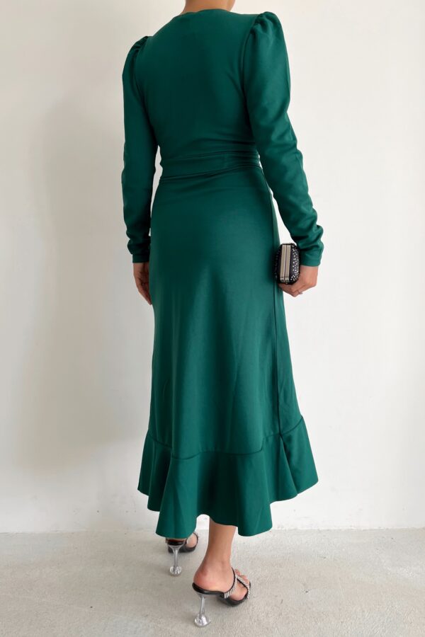Kadın Yeşil Krep Kumaş Midi Boy Kuşaklı Uzunkol Elbise