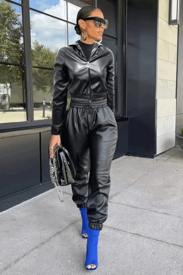 Kadın Uzun Kollu Kapüşonlu Ceket Bel Ve Paçası Lastikli Pantolon Ikili Deri Takım