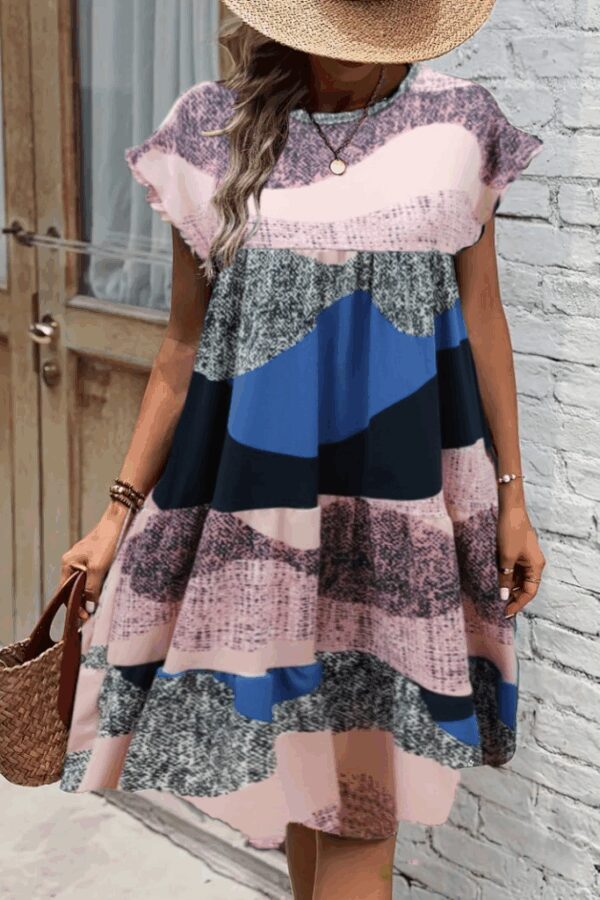 Kadın Kısa Kollu Bisiklet Yaka Kare Desenli Dalgıç Elbise
