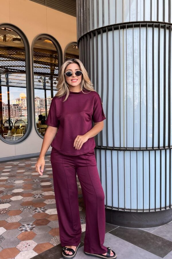 Kadın Kısa Kollu Bisiklet Yaka Omuzdan Düğmeli Viskon Iki Iplik Kısa Bluz Ve Pantolon Ikili Takım