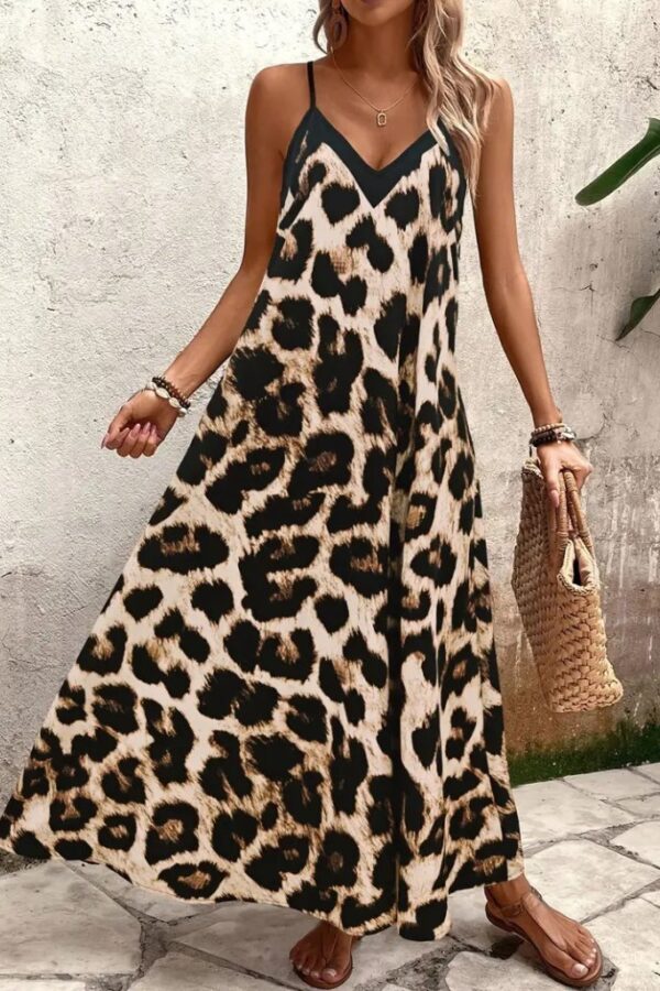 Kadın Ip Askılı Geniş V Yakalı Leopar Desenli Süprem Elbise