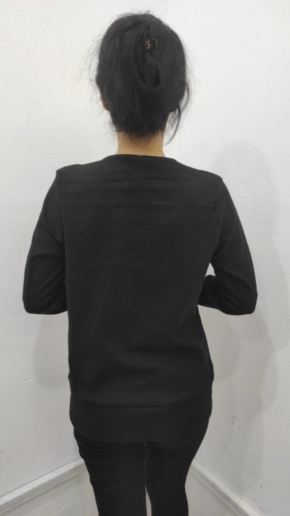 Kadın Uzun Kollu Kruvaze Yaka Kol Ve Etek Ucu Manşet Detay Yumoş Bluz - Görsel 14