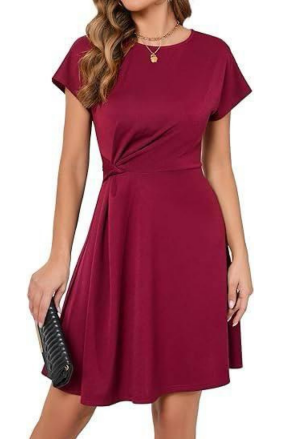 Kadın Sendy Kumaş Büzgü Detaylı Kısa Kollu Elbise