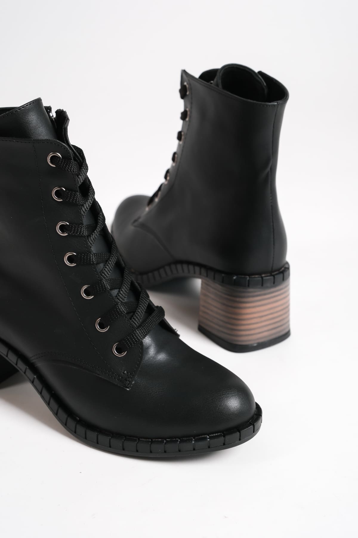 DIANA Bağcıklı Fermuarlı Ortopedik Taban Topuklu Kadın Bot CST - Siyah - Görsel 5