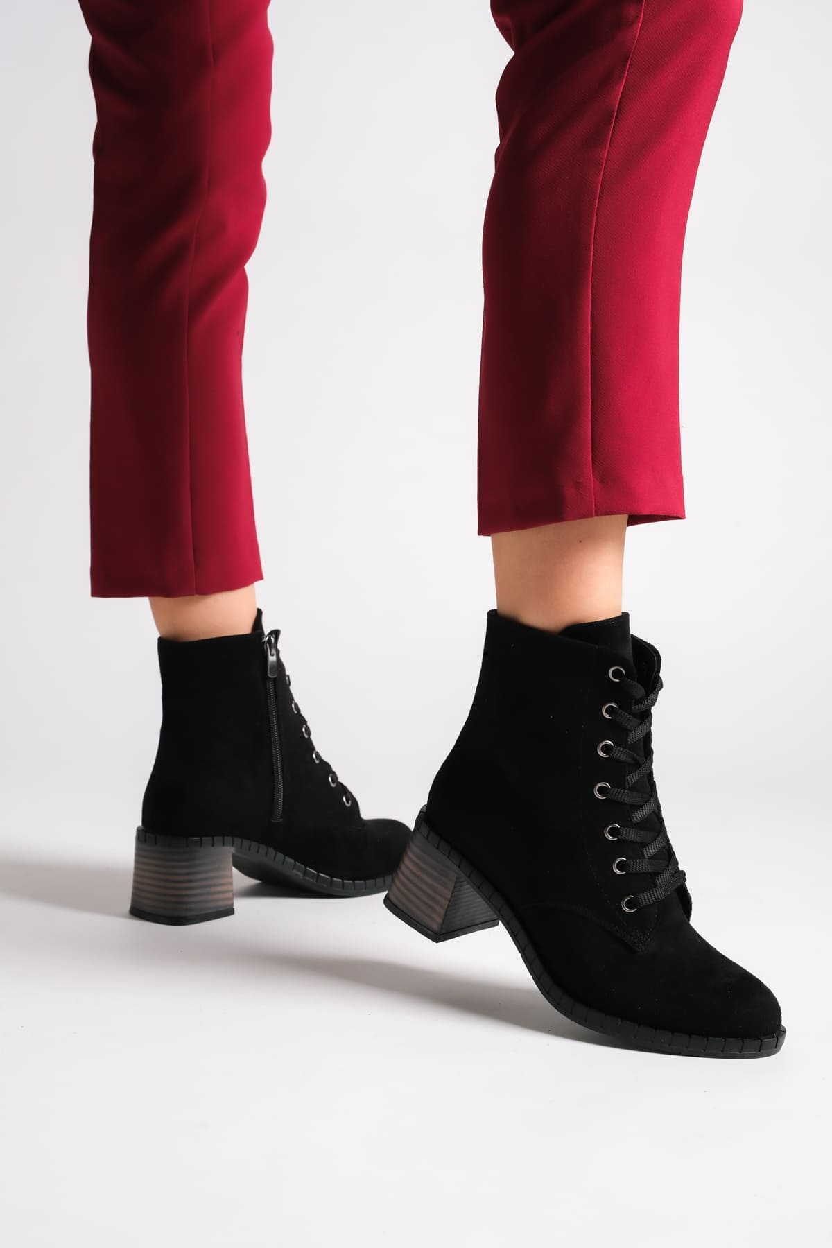 DIANA Bağcıklı Fermuarlı Ortopedik Taban Topuklu Süet Kadın Bot SST - Siyah - Görsel 3
