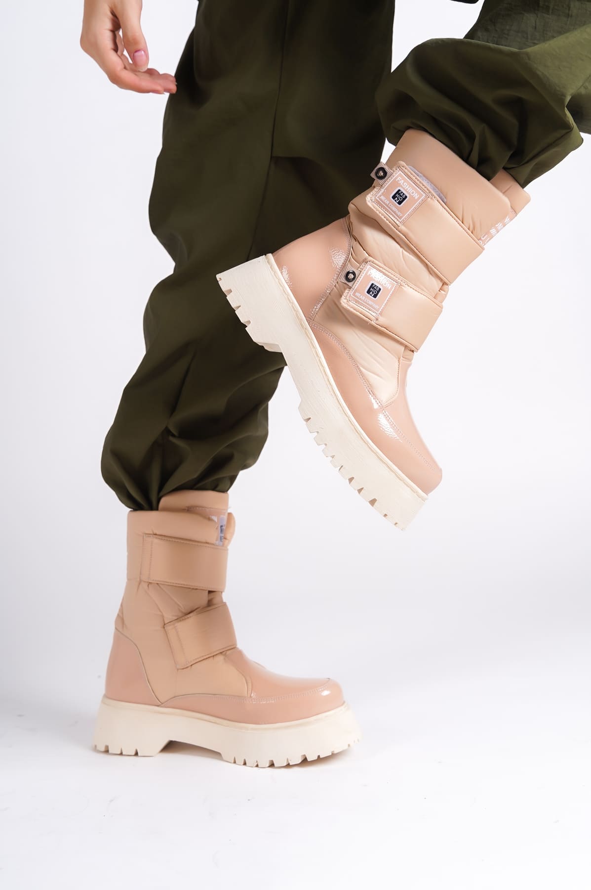 ELISA Cırt Cırtlı Paraşüt Kumaş Rugan Kadın Bot RTT - Ten - Görsel 3