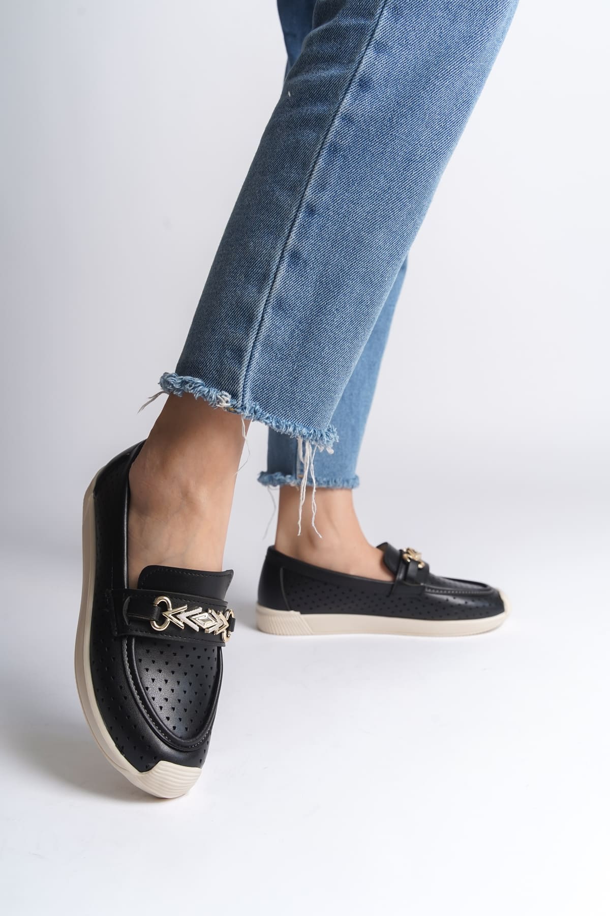 LILY Bağcıksız Ortopedik Rahat Taban Kalp Desenli Kadın Babet Ayakkabı CKT - Siyah - Görsel 2