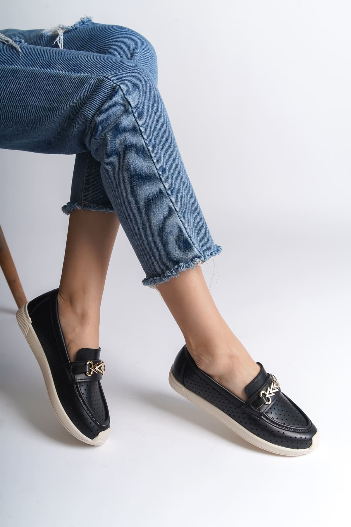 LILY Bağcıksız Ortopedik Rahat Taban Kalp Desenli Kadın Babet Ayakkabı CKT - Siyah - Görsel 3