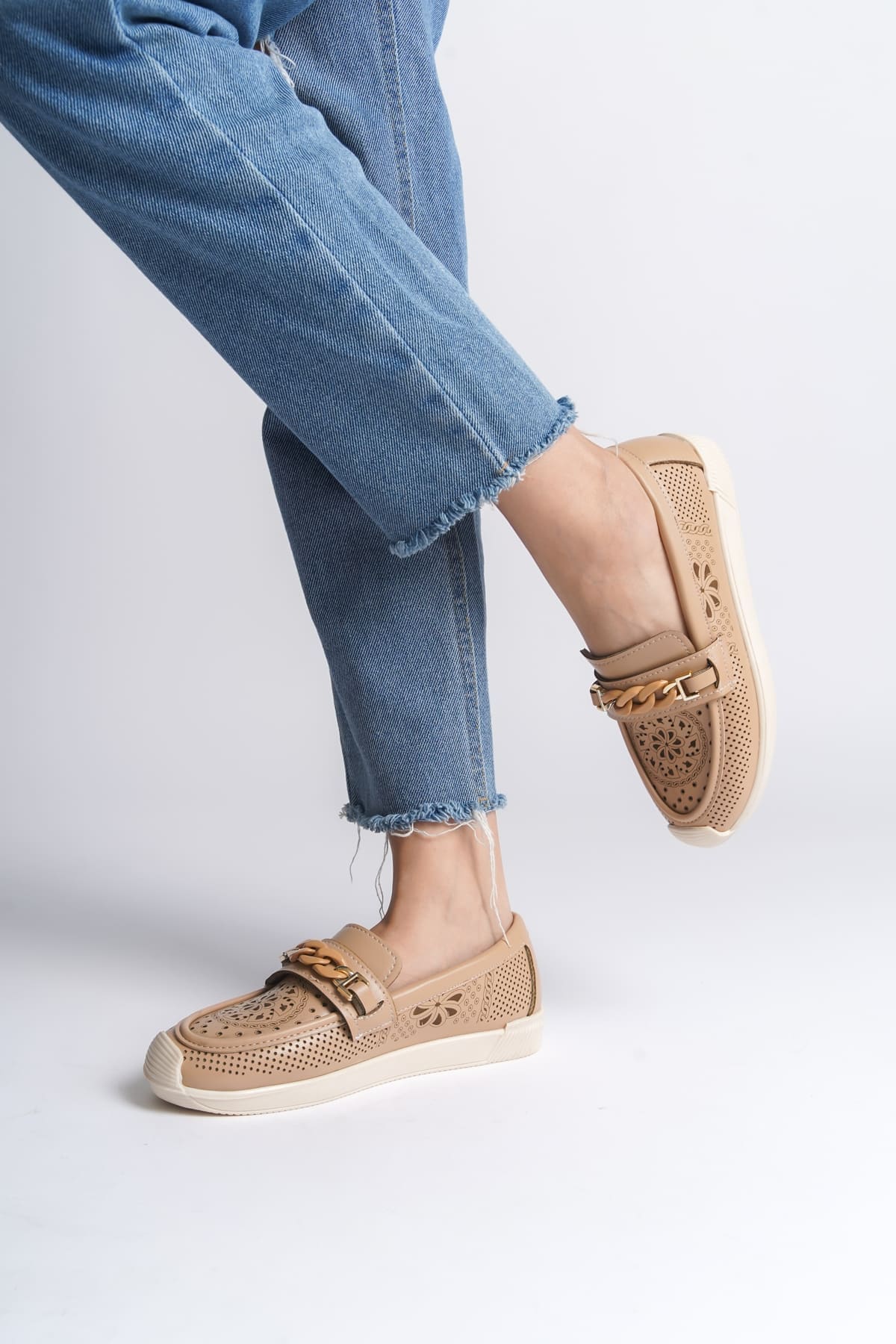 LIZY Bağcıksız Ortopedik Rahat Taban Çiçek Desenli Kadın Babet Ayakkabı CKT - Ten - Görsel 3