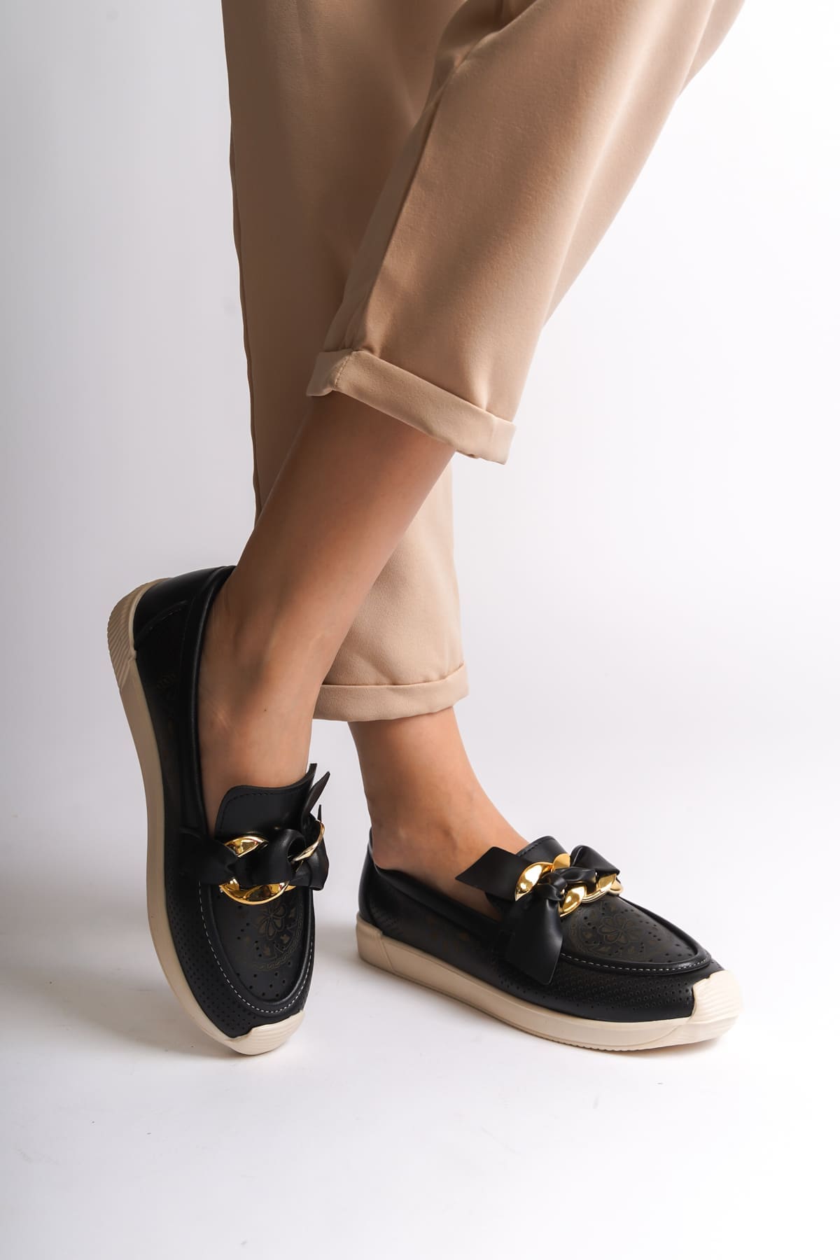 LYDIA Bağcıksız Ortopedik Rahat Taban Çiçek Desenli Kadın Babet Ayakkabı CKT - Siyah - Görsel 2