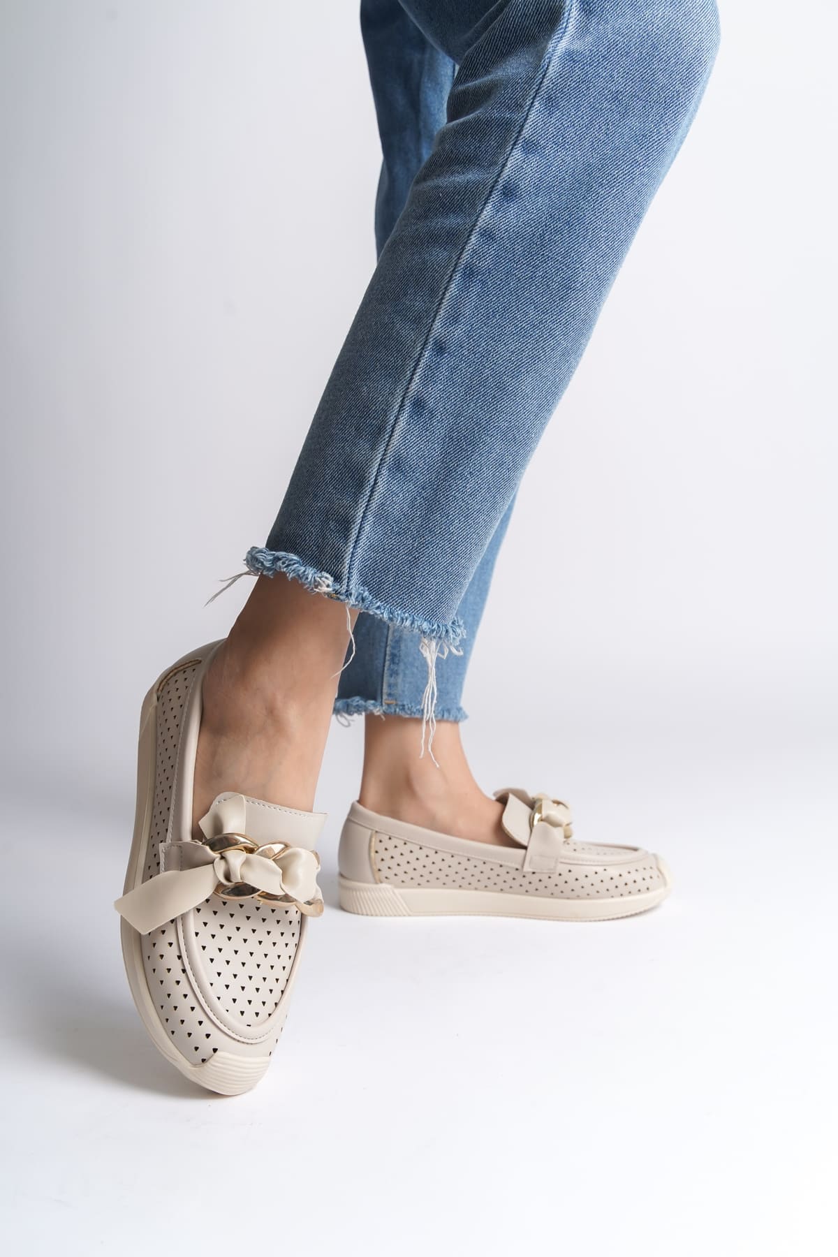 LYDIA Bağcıksız Ortopedik Rahat Taban Kalp Desenli Kadın Babet Ayakkabı CKT - Krem - Görsel 2
