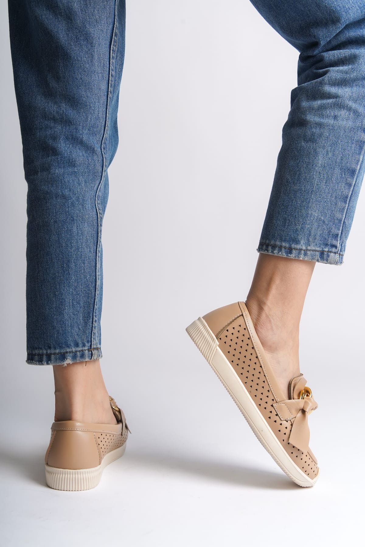 LYDIA Bağcıksız Ortopedik Rahat Taban Kalp Desenli Kadın Babet Ayakkabı CKT - Ten - Görsel 3