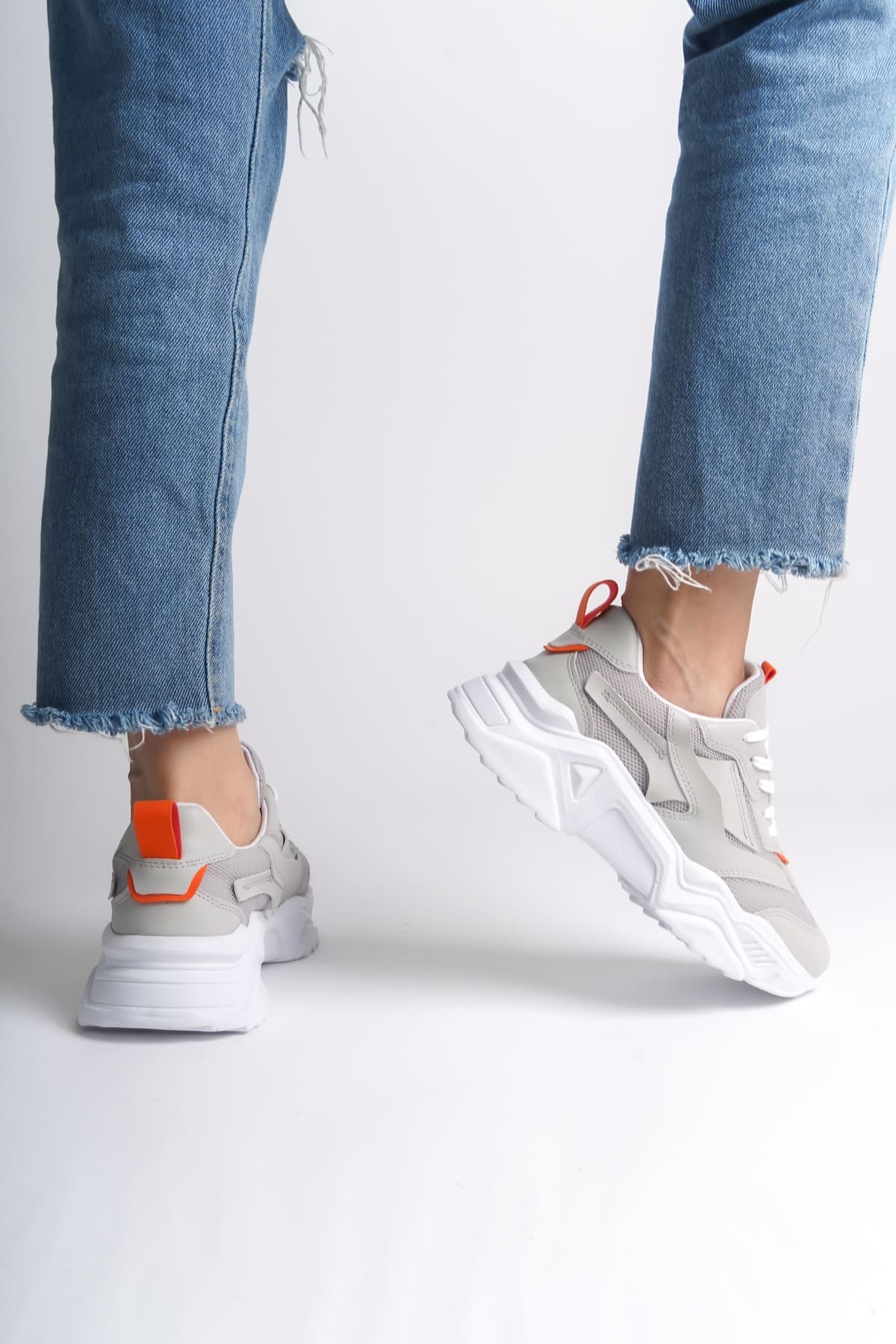 TOKYO Bağcıklı Ortopedik Taban Triko Detaylı Kadın Spor Ayakkabı TBT - Gri/Turuncu - Görsel 3