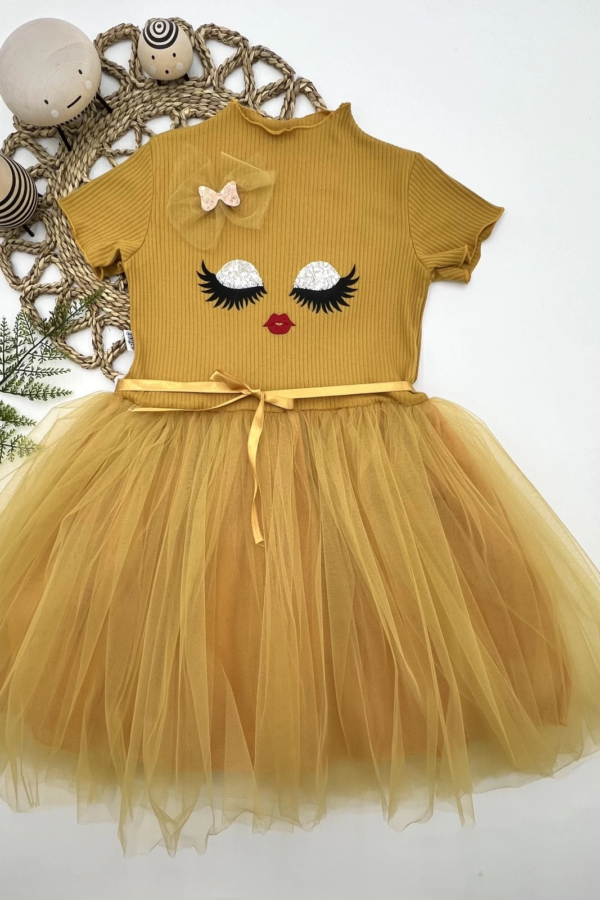 5-6-7 Yaş Payetli Süslü Yüz Baskılı Kız Çocuk Elbisesi Hardal