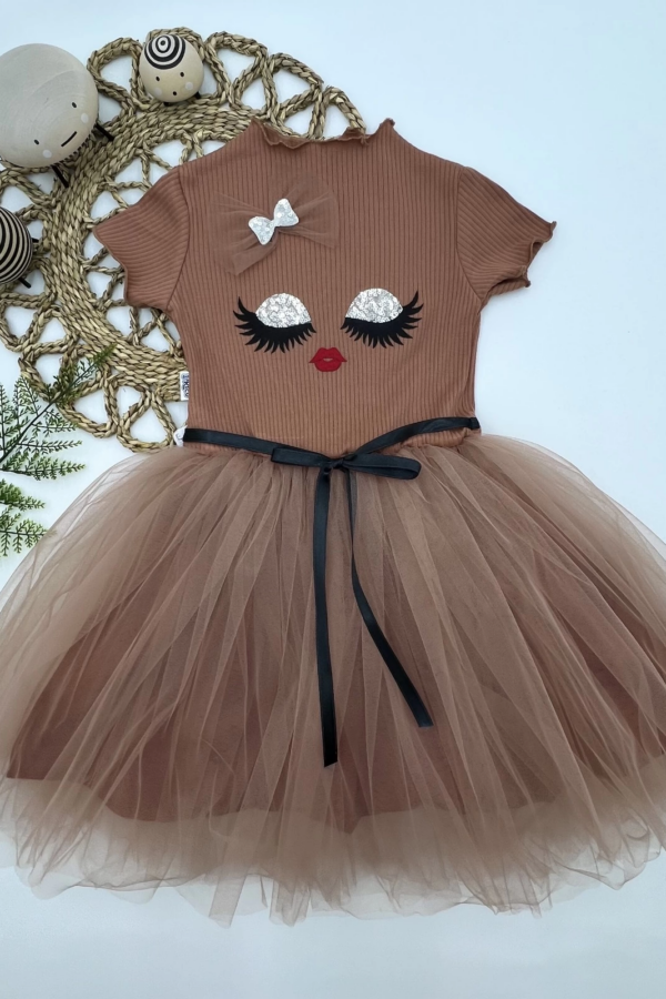 5-6-7 Yaş Payetli Süslü Yüz Baskılı Kız Çocuk Elbisesi Kahverengi
