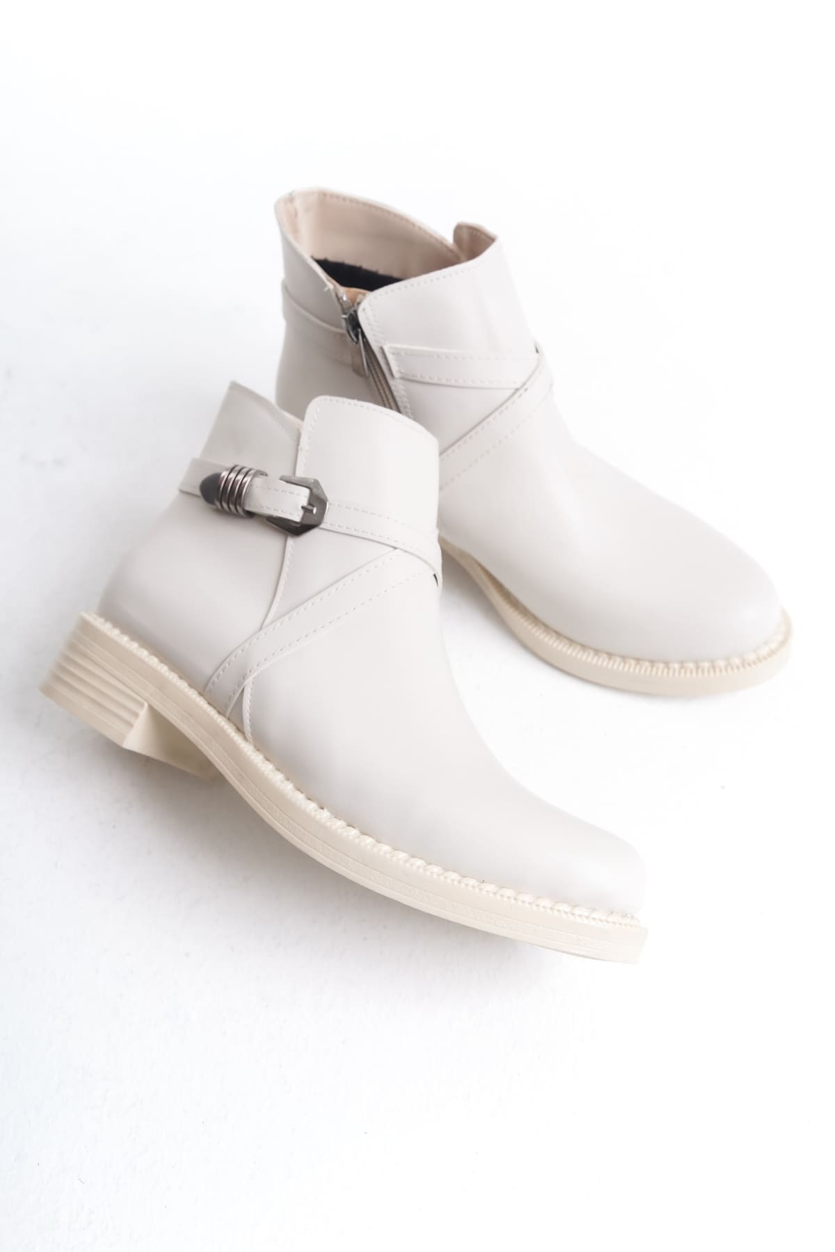 ALMILA Fermuarlı Lastikli Ortopedik Taban Topuklu Kadın Bot CKT - Krem - Görsel 5