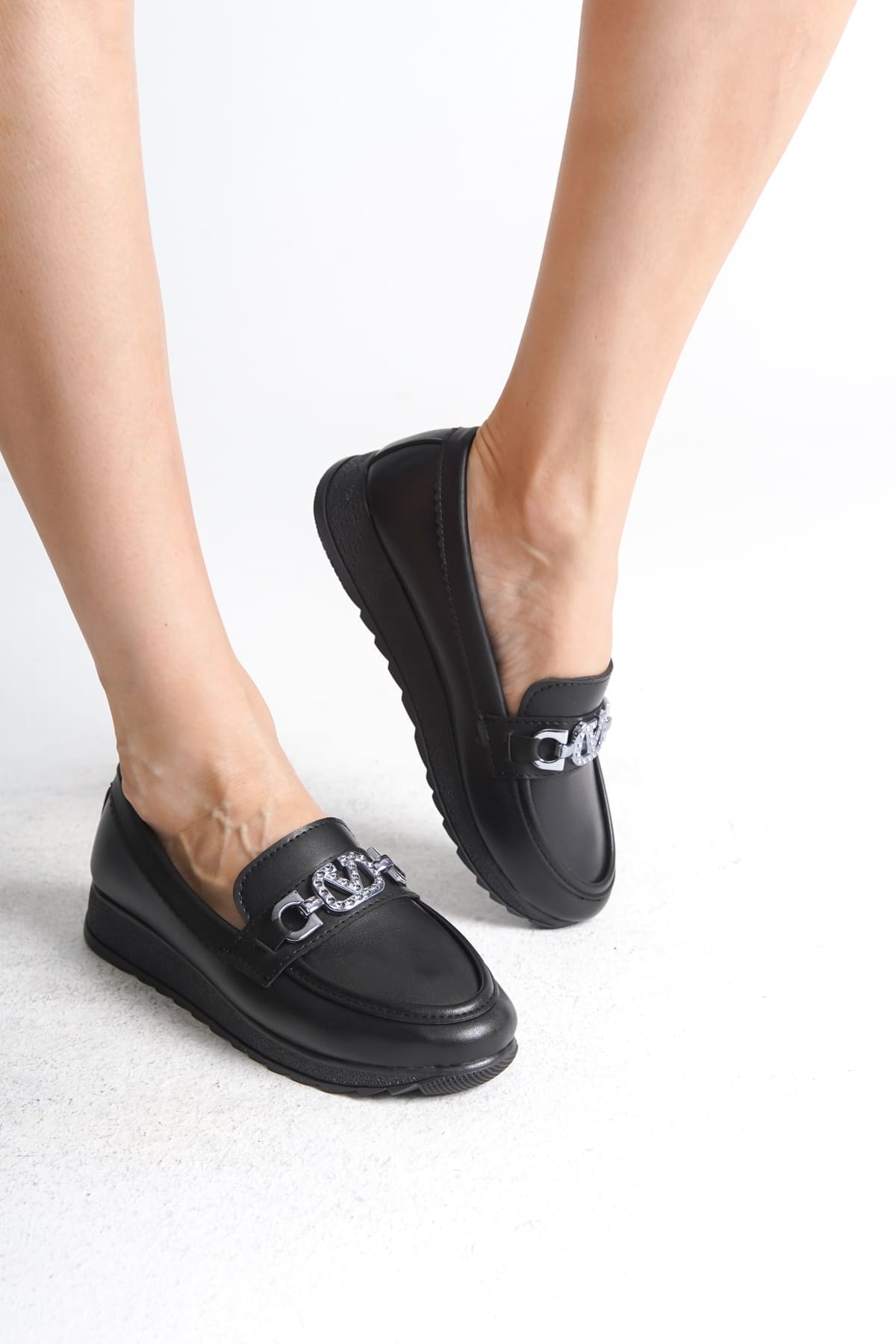 ANNA Ortopedik Rahat Taban Toka Detaylı Klasik Kadın Babet Anne Ayakkabısı CST - Siyah