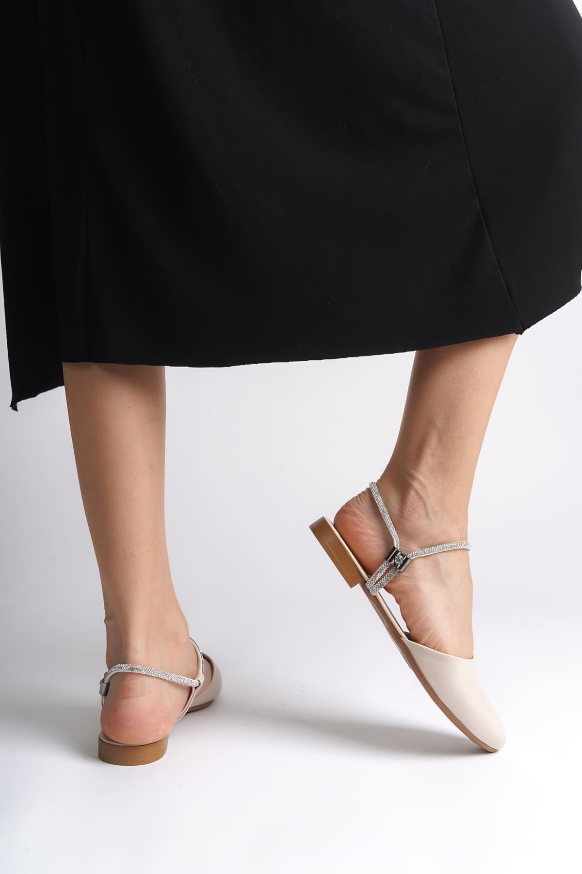 ARIANA Lastikli Ortopedik Rahat Taban Bilekten Taş Detaylı Kadın Babet Ayakkabı CKT - Krem - Görsel 3