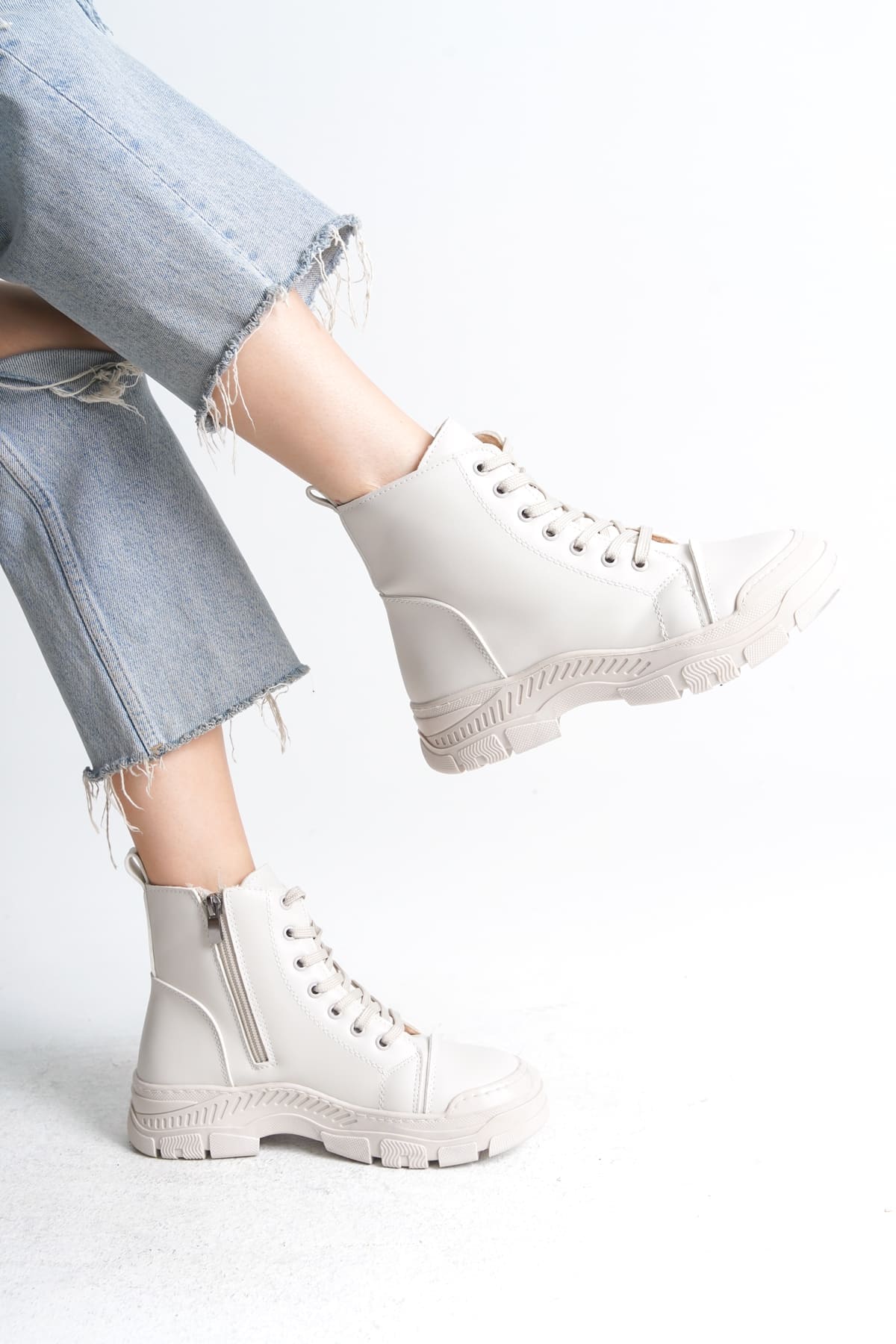 BLOOM Bağcıklı Fermuarlı Ortopedik Taban Kadın Bot CKT - Krem - Görsel 4