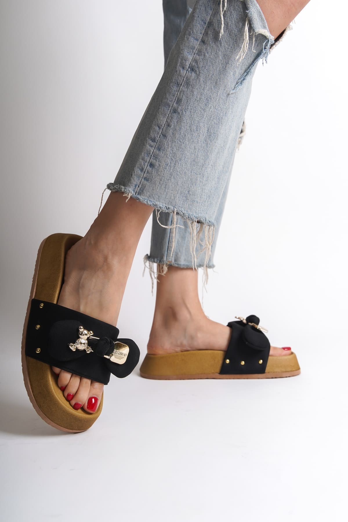 DILA Kalın ve Ortopedik Taban Ayıcıklı Saten Kadın Terlik SKT - Siyah - Görsel 2