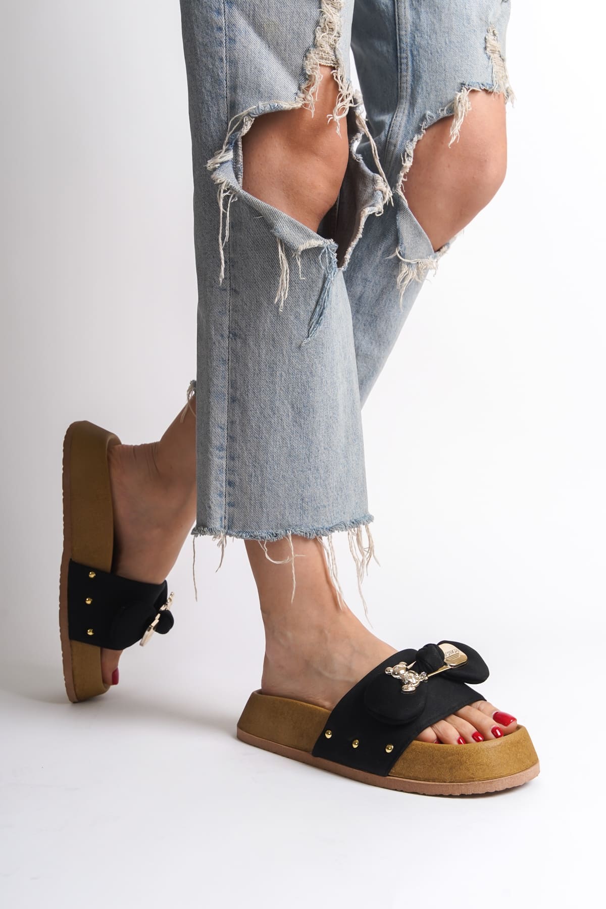 DILA Kalın ve Ortopedik Taban Ayıcıklı Saten Kadın Terlik SKT - Siyah