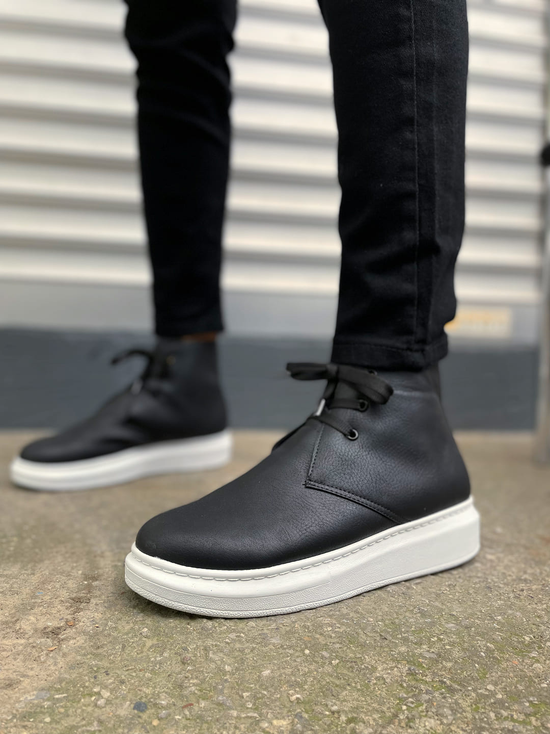 JY207 Oslo Bağcıklı Ortopedik Taban Cilt Erkek Spor Bot CBT - Siyah - Görsel 2