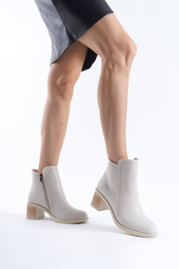 LARISSA Fermuarlı Ortopedik Taban Topuklu Kadın Bot  CKT - Krem