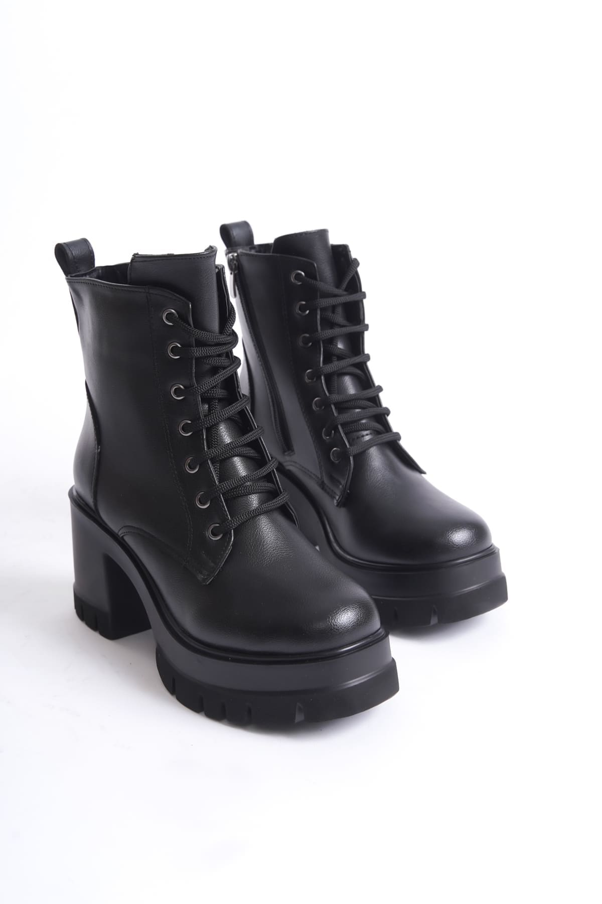 LAUREN Bağcıklı Fermuarlı Ortopedik Taban Topuklu Kadın Bot CST - Siyah - Görsel 5