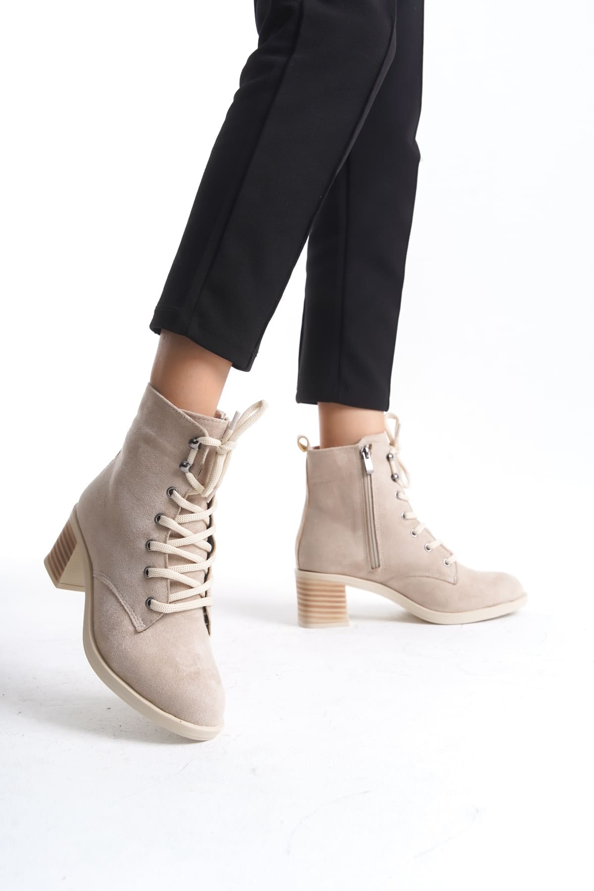 LENA Bağcıklı Fermuarlı Ortopedik Taban Topuklu Süet Kadın Bot STT - Ten