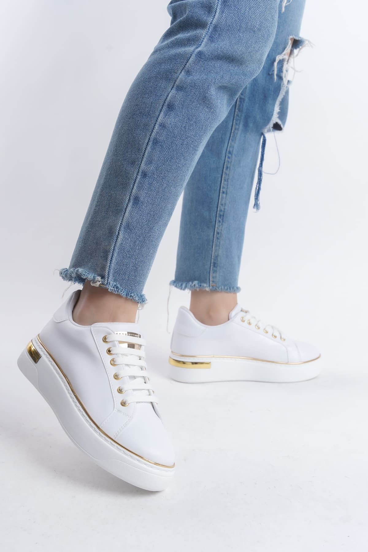 MINA Bağcıklı Ortopedik Taban Kadın Sneaker Spor Ayakkabı CBT - Beyaz/Altın - Görsel 2