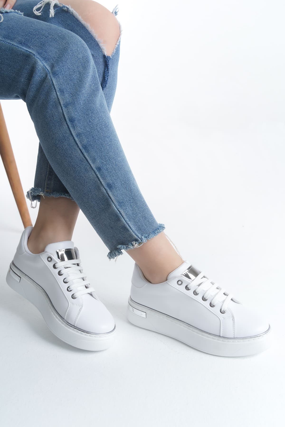 MINA Bağcıklı Ortopedik Taban Kadın Sneaker Spor Ayakkabı CBT - Beyaz/Gümüş - Görsel 2