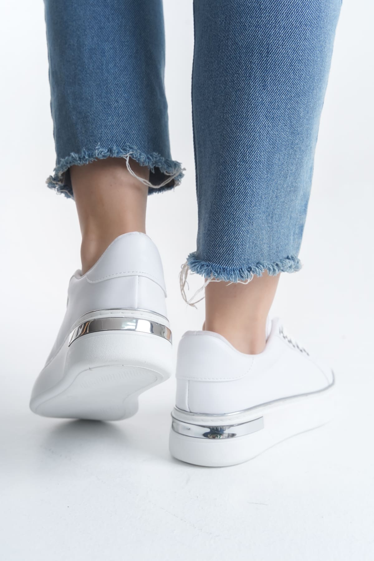 MINA Bağcıklı Ortopedik Taban Kadın Sneaker Spor Ayakkabı CBT - Beyaz/Gümüş - Görsel 3