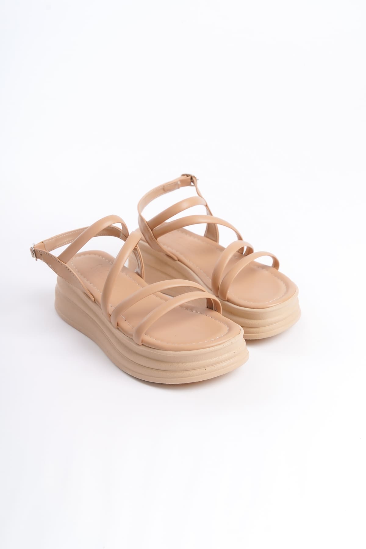 NATALIE İnce Tokalı Şerit Detaylı Ortopedik Taban Kadın Sandalet CTT - Ten - Görsel 4