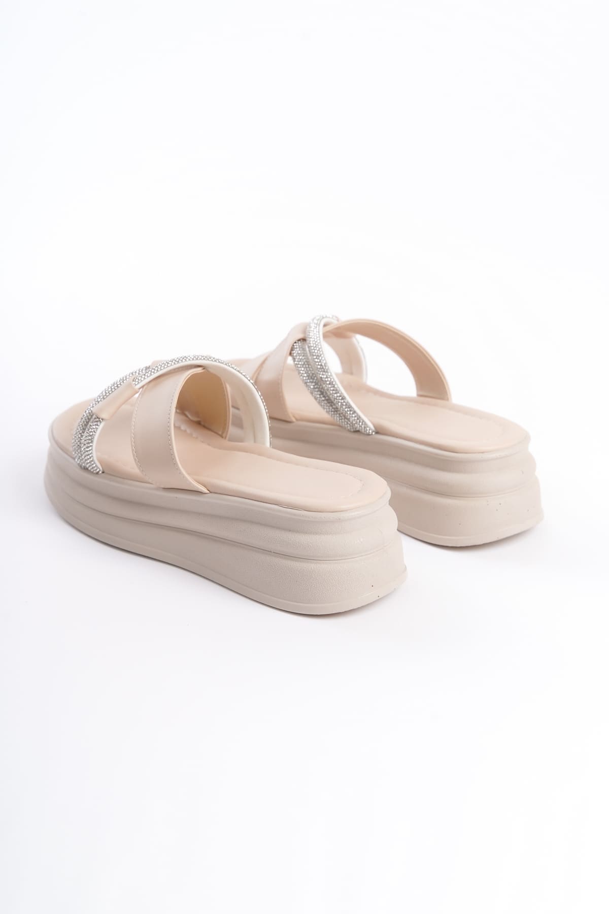 RUBY Düz Topuklu Taşlı Çapraz Şeritli Kalın ve Ortopedik Taban Kadın Terlik CKT - Krem - Görsel 5